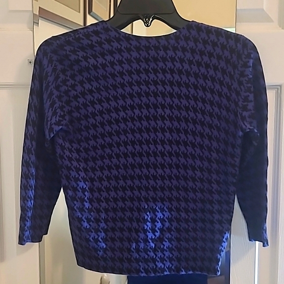 dELIA'S Button Down Sweater - Picture 2 of 4